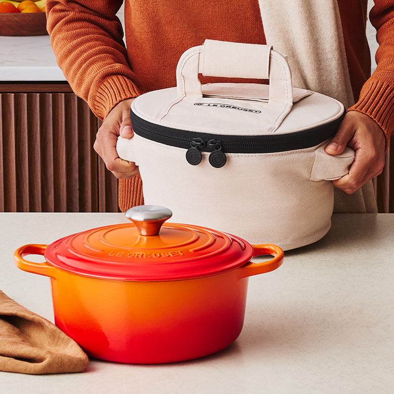 Round Dutch Oven Tote Bag Round Dutch Oven Tote Bag